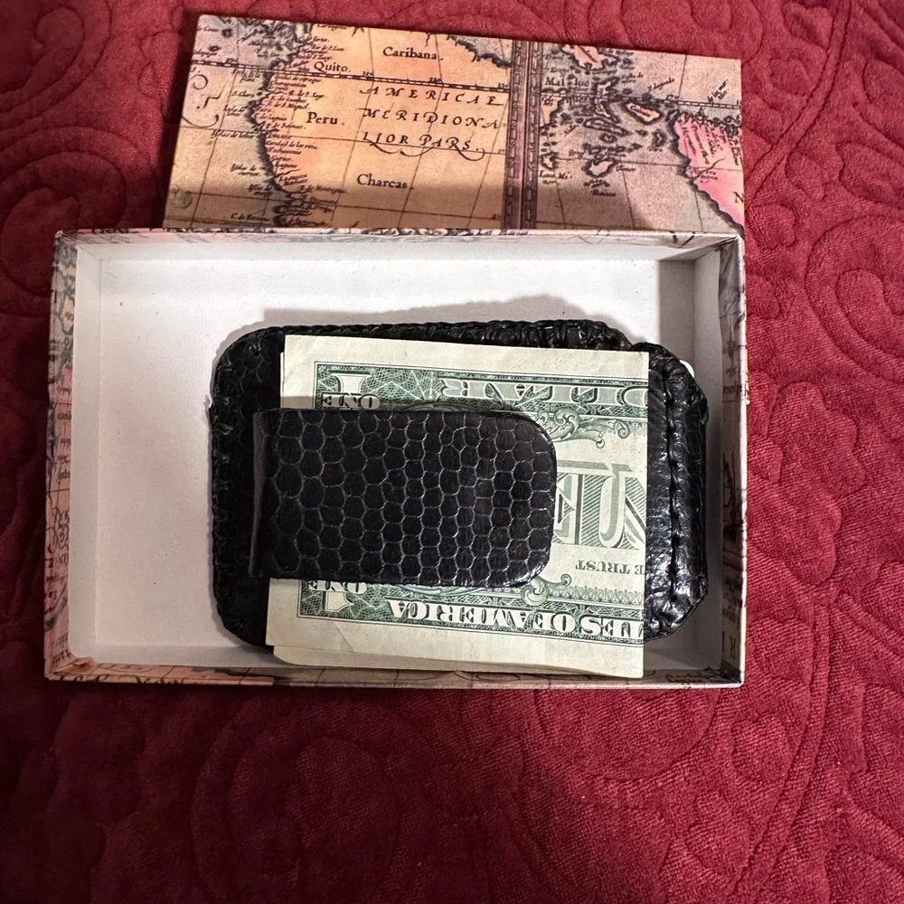 Black Leather credit Card Holder/Money clip Handcrafted